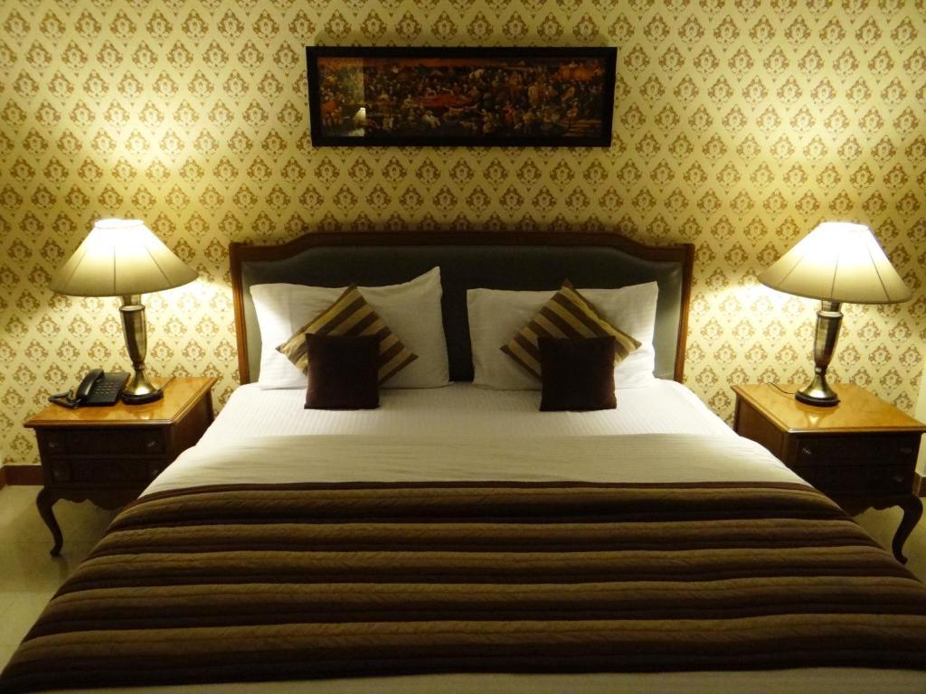 Angel Residency Hotel Greater Noida Bilik gambar