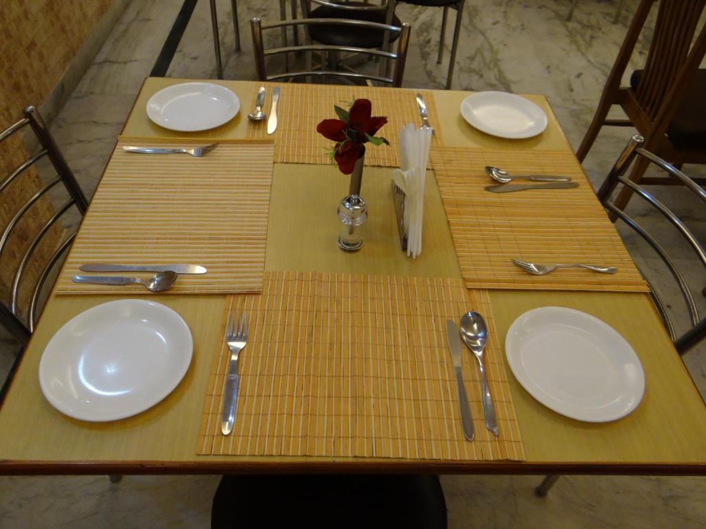 Angel Residency Hotel Greater Noida Luaran gambar
