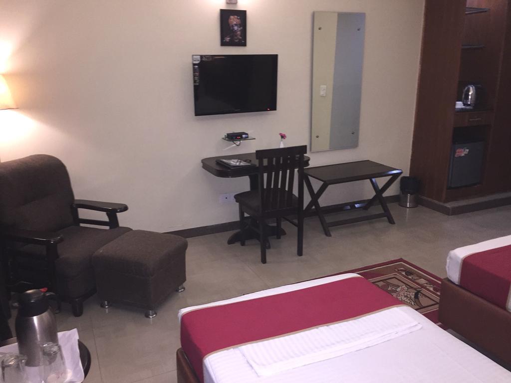 Angel Residency Hotel Greater Noida Luaran gambar