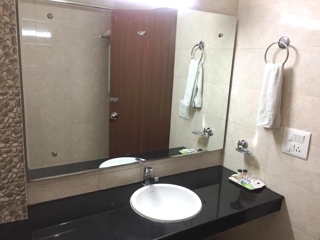 Angel Residency Hotel Greater Noida Luaran gambar